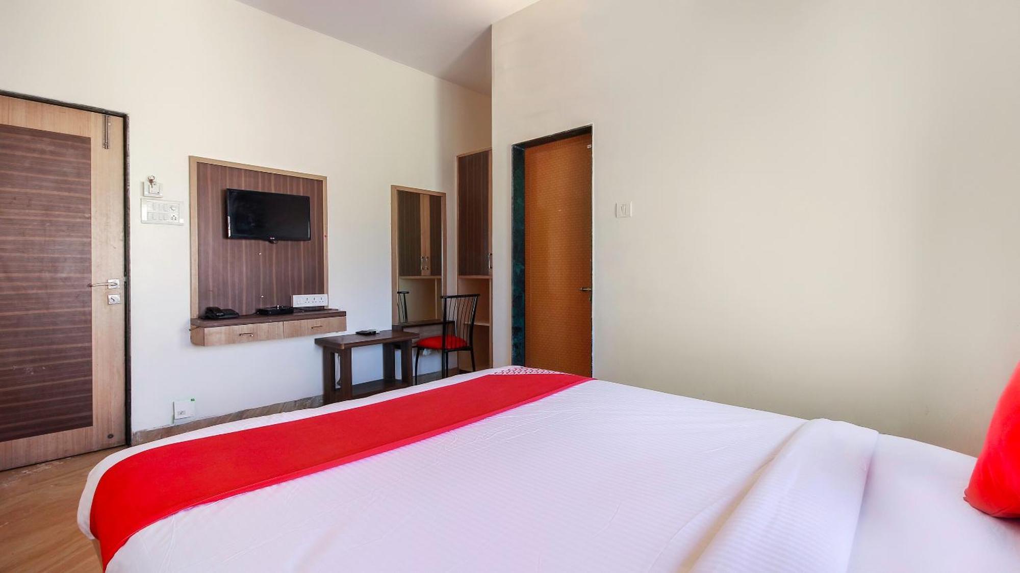 Jogeshwari Hotel O Kandil מראה חיצוני תמונה