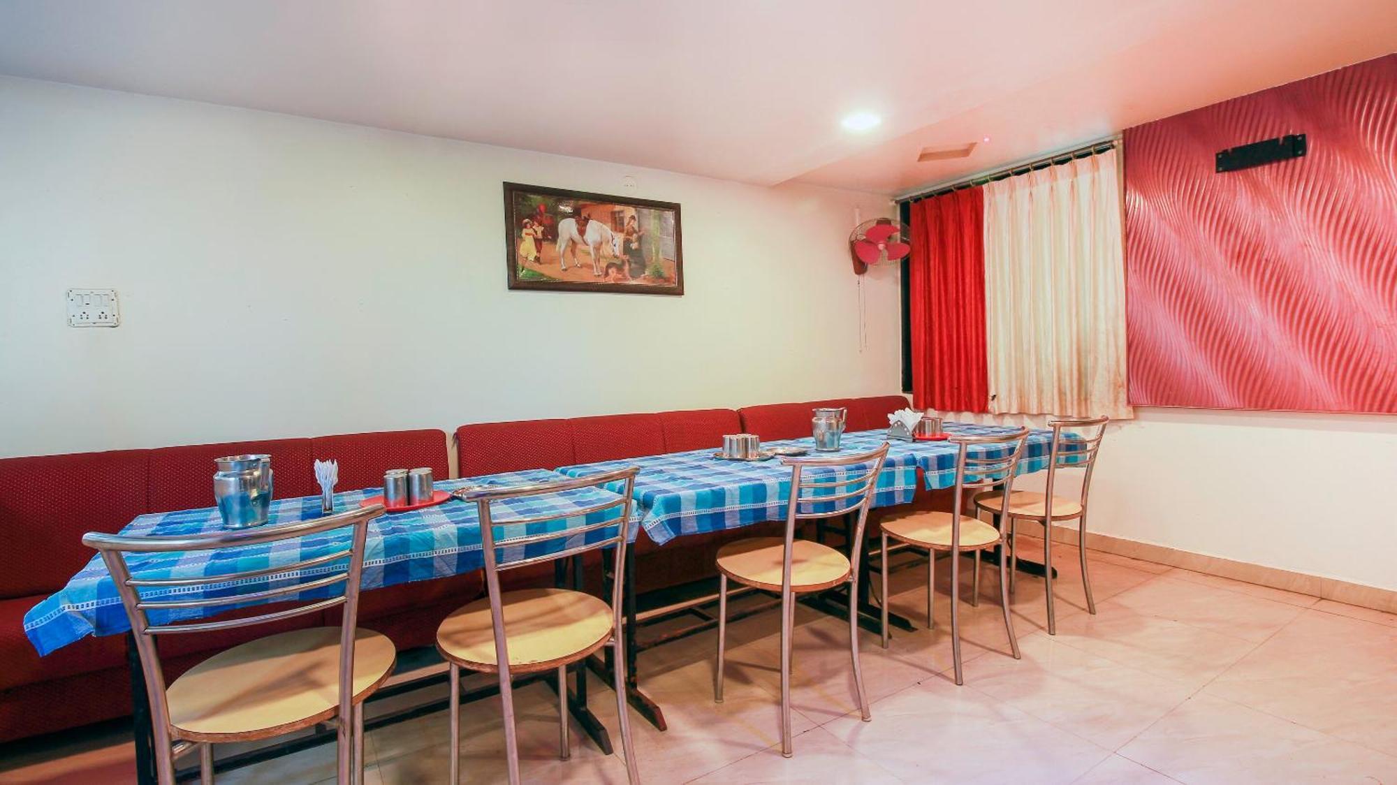Jogeshwari Hotel O Kandil מראה חיצוני תמונה