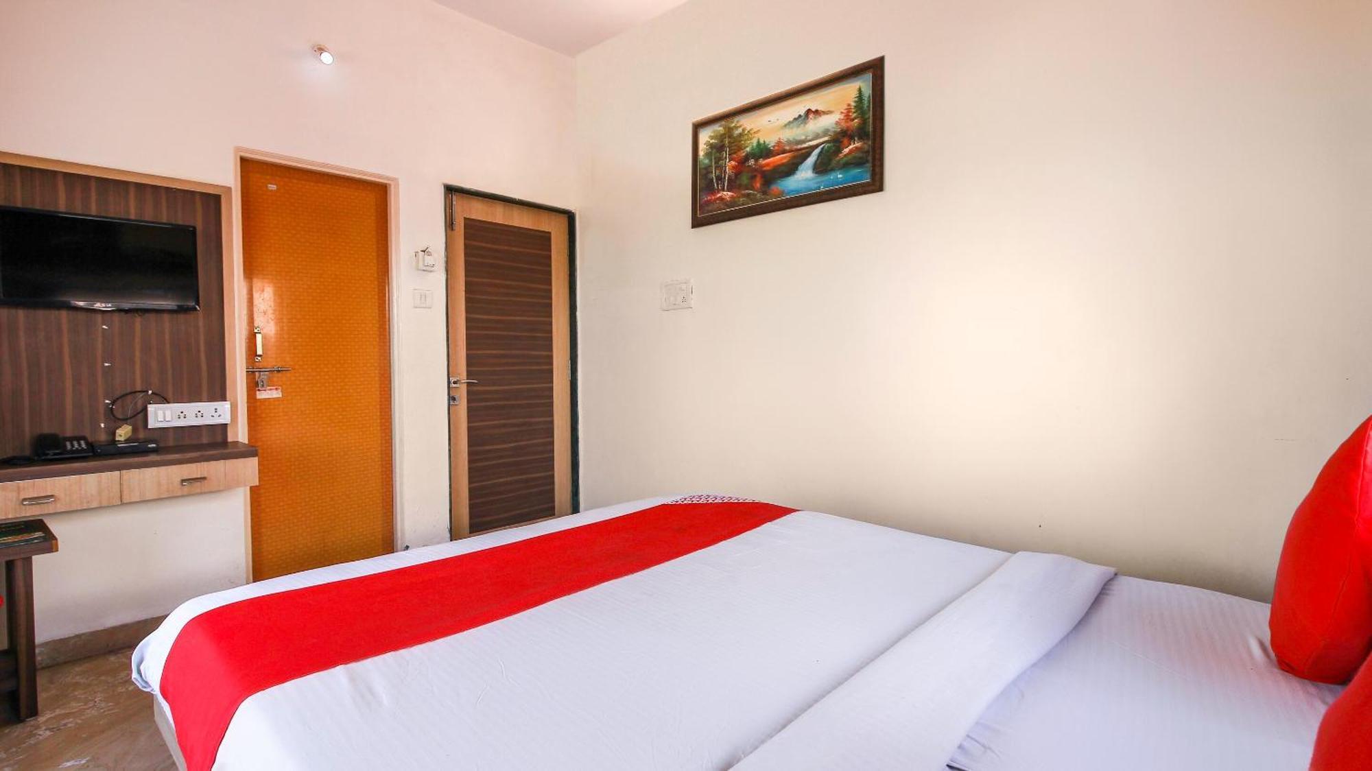 Jogeshwari Hotel O Kandil מראה חיצוני תמונה