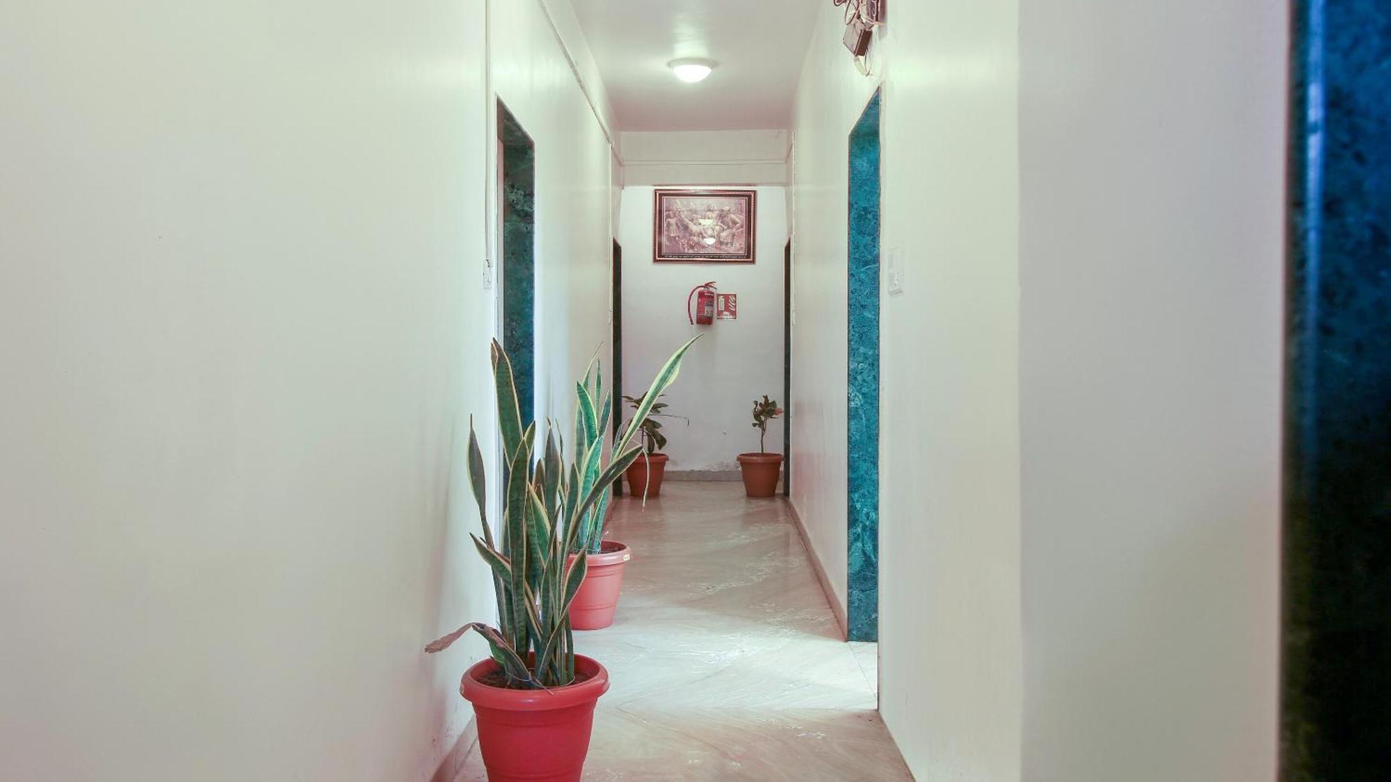 Jogeshwari Hotel O Kandil מראה חיצוני תמונה